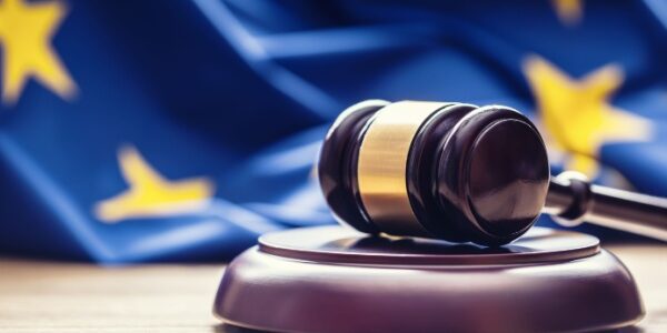 Loi d’adaptation au droit européen : les mesures financières