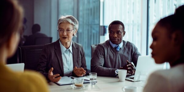 Travail des seniors : lancement d’une vaste campagne de sensibilisation
