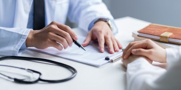 SPSTI : des précisions sur le recours aux médecins correspondants