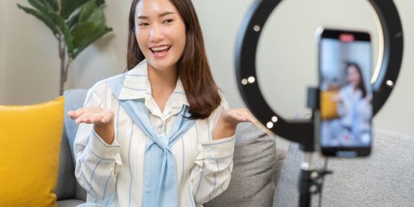 Influence commerciale : le contrat est-il toujours obligatoire ?