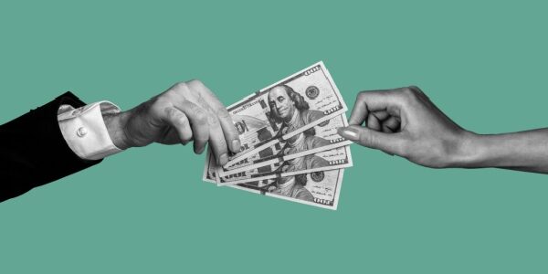 Rémunération indirecte du dirigeant via sa holding : possible ?