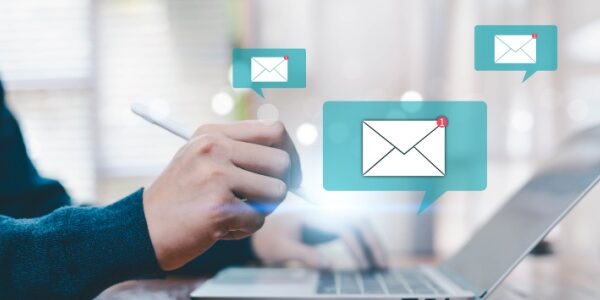 Transfert de mails sensibles : faute grave ? Transfert de mails sensibles : faute grave ?