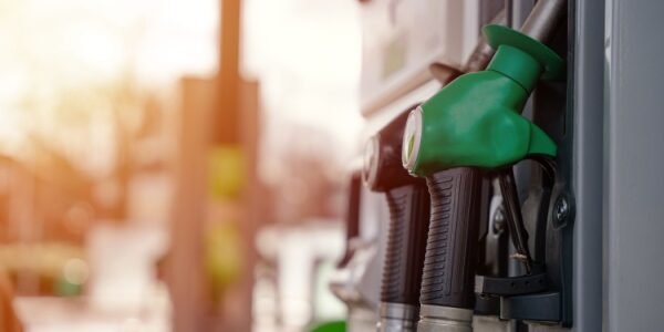Prix des carburants : un plan de soutien pour les professionnels impactés…