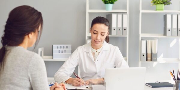 Arrêts de travail : la médecine du travail mieux informée ?