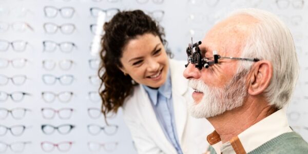 Opticien-lunetier : intervention possible dans les Ehpad
