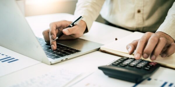 Difficultés pour payer ses impôts : panorama des solutions pour les professionnels Difficultés pour payer ses impôts : panorama des solutions pour les professionnels