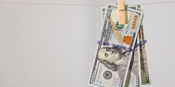 Lutte contre le blanchiment : de nouveaux professionnels concernés