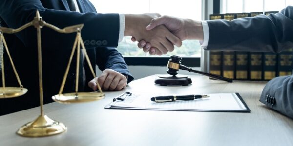 Avocat : des nouveautés pour le contrat de collaboration Avocat : des nouveautés pour le contrat de collaboration