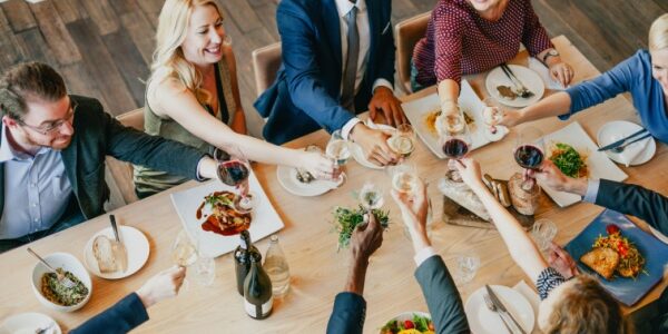 Repas d'équipe avec conjoints = TVA allégée ? Repas d'équipe avec conjoints = TVA allégée ?