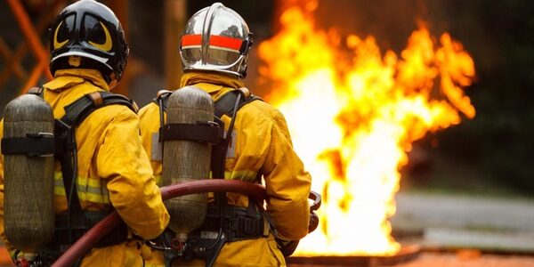 Incendies estivaux 2026 : des mesures de soutien aux entreprises Incendies estivaux 2026 : des mesures de soutien aux entreprises