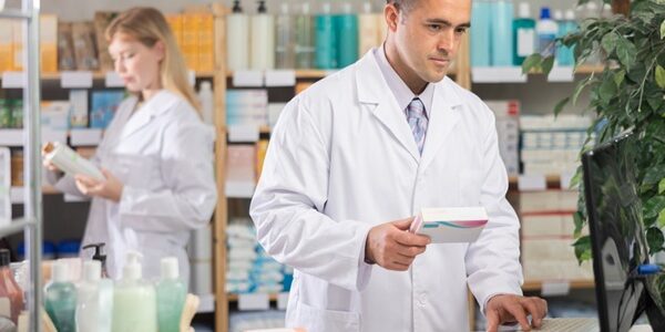 Accueil de stagiaires en pharmacie : une compensation financière possible