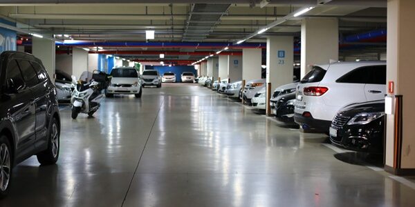 Risque incendie dans les immeubles : attention au stockage dans les parkings !