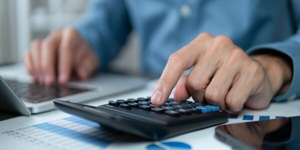 Entreprise individuelle et impôt sur les sociétés : la restructuration se précise Entreprise individuelle et impôt sur les sociétés : la restructuration se précise