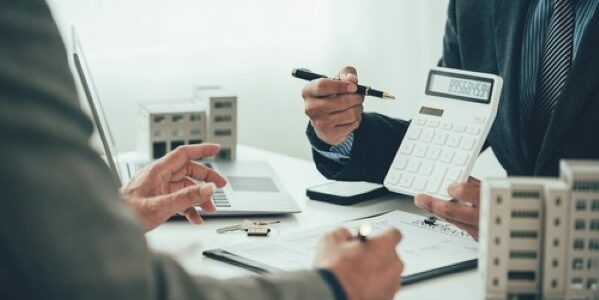 Copropriété : un prestataire peut-il être assimilé à un syndic ?